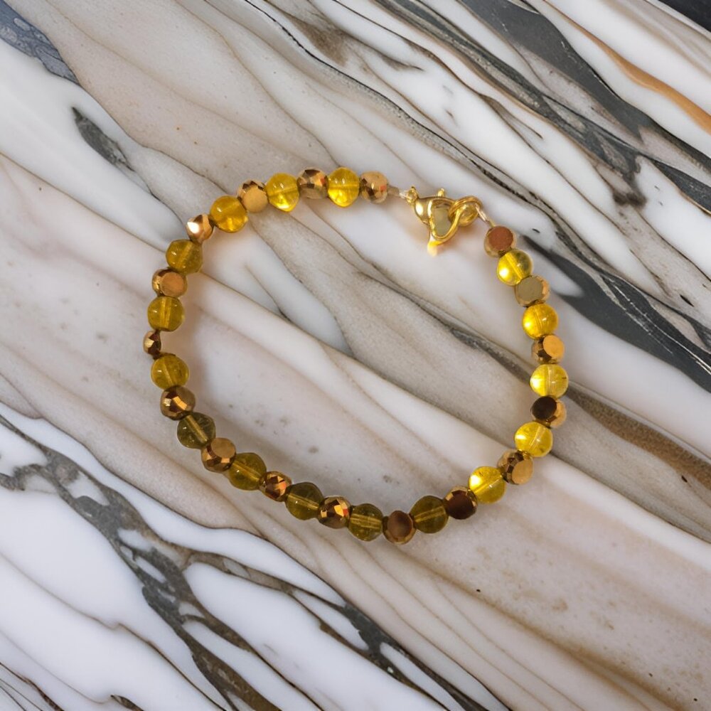 Citrine and gold mirrored beaded bracelet~ 6.5 inches
